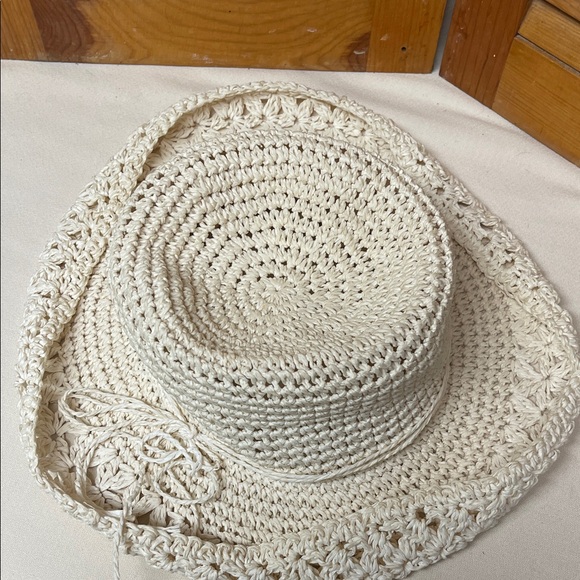 Cream Crochet Sun Hat - Picture 4 of 14